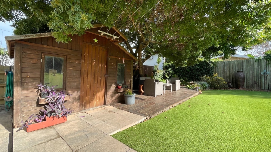 3 Bedroom Property for Sale in Somerset West Western Cape